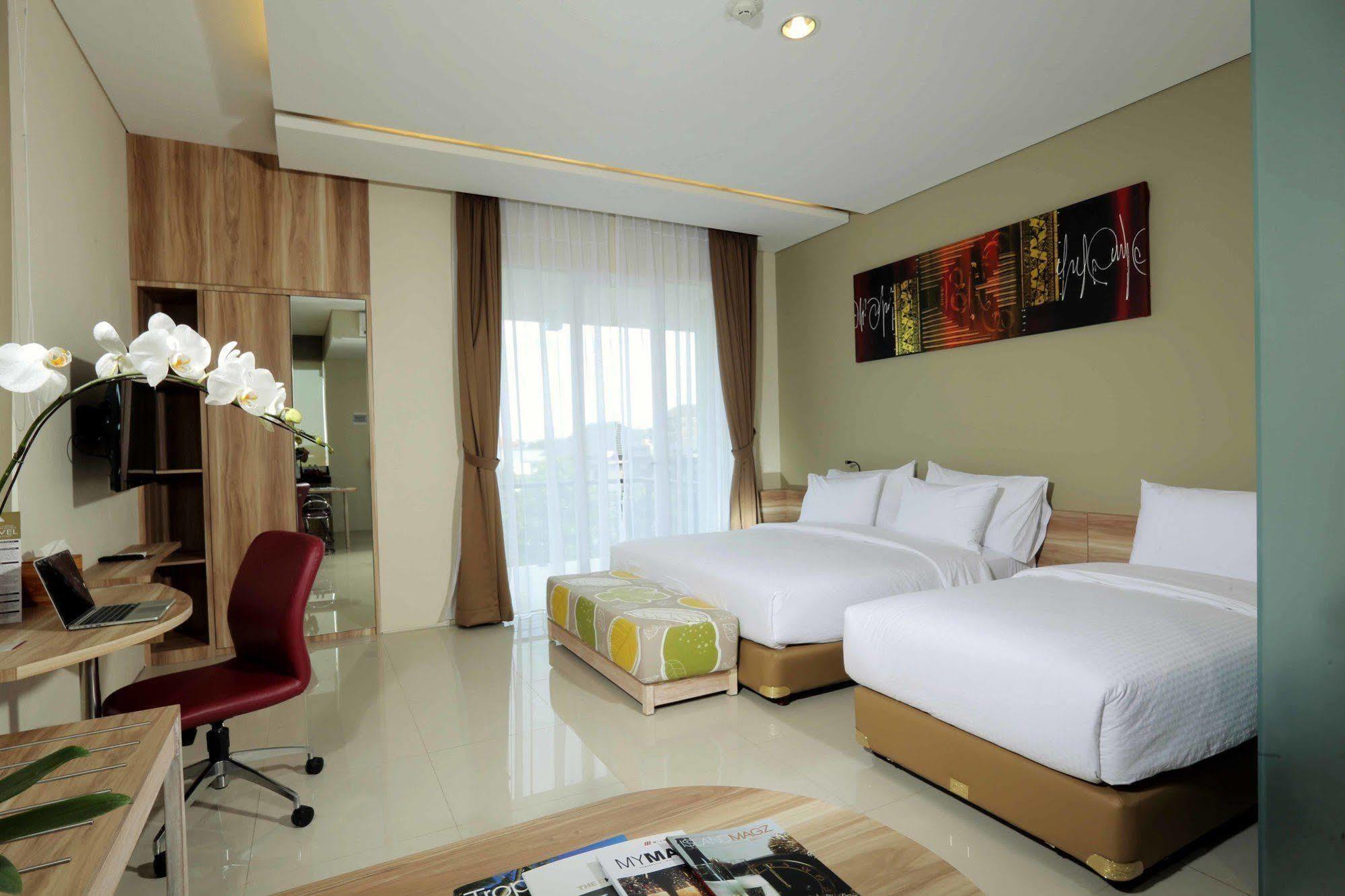 Mahogany Hotel Nusa Dua  Extérieur photo